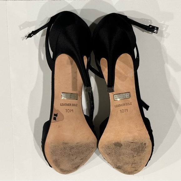 Badgley Mischka Satin Deana Pump Size 10 - Picture 9 of 9